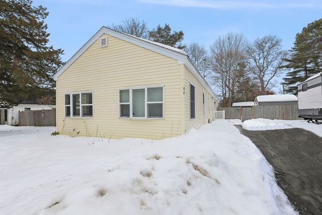 60 Martin, Wareham, MA 02532