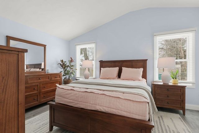 60 Martin, Wareham, MA 02532