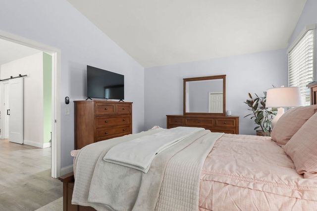 60 Martin, Wareham, MA 02532