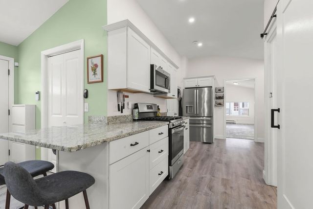 60 Martin, Wareham, MA 02532