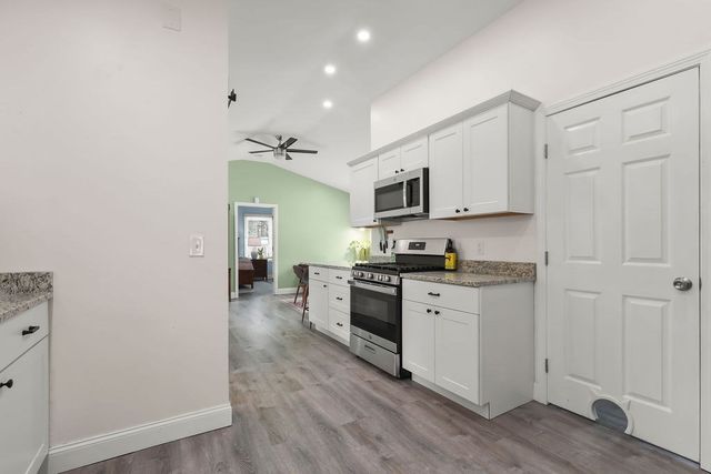 60 Martin, Wareham, MA 02532