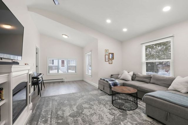 60 Martin, Wareham, MA 02532