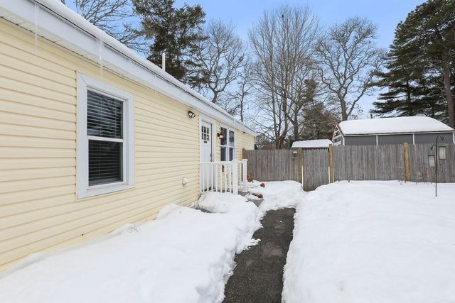 60 Martin, Wareham, MA 02532