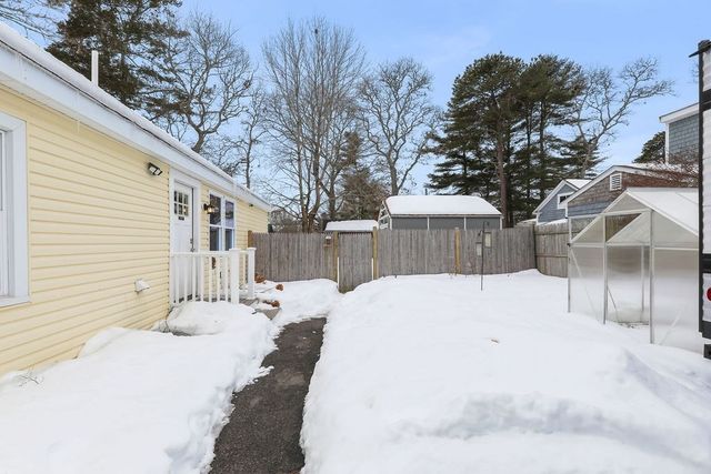 60 Martin, Wareham, MA 02532