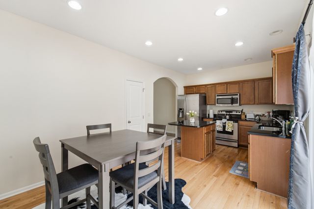 9140 Greenspire Drive 103, West Des Moines, IA 50266