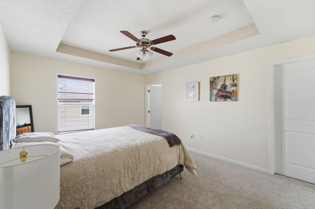 9140 Greenspire Drive 103, West Des Moines, IA 50266