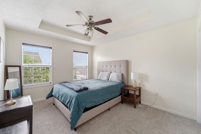 9140 Greenspire Drive 103, West Des Moines, IA 50266