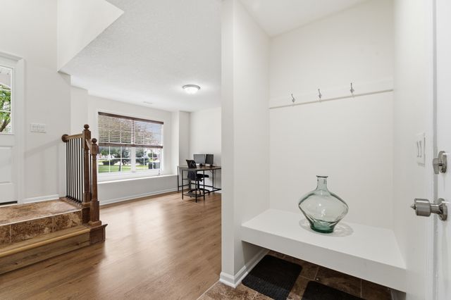 9140 Greenspire Drive 103, West Des Moines, IA 50266