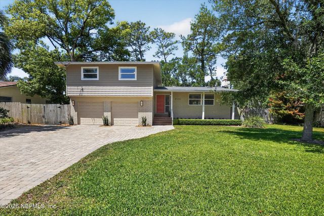 8530 SANCHEZ Road, Jacksonville, FL 32217