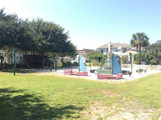 65 S 9th Ave, Pensacola, FL 32502