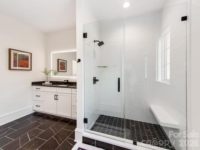 300 Mammoth Oaks Drive, Charlotte, NC 28270