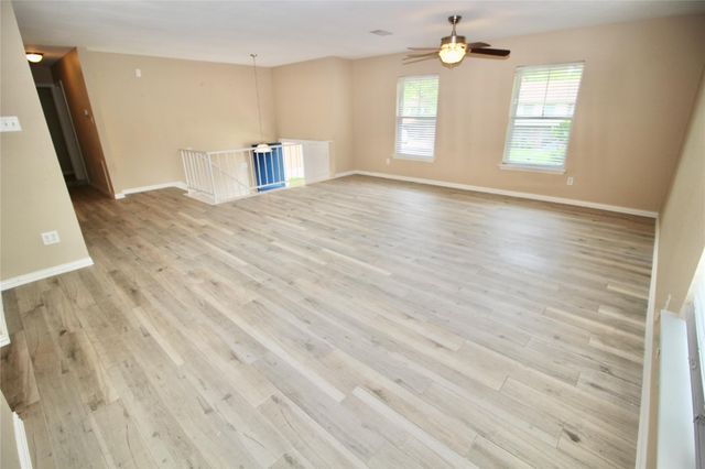 612 E Castle Harbour Drive, Friendswood, TX 77546