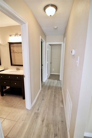 612 E Castle Harbour Drive, Friendswood, TX 77546