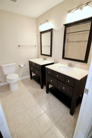 612 E Castle Harbour Drive, Friendswood, TX 77546