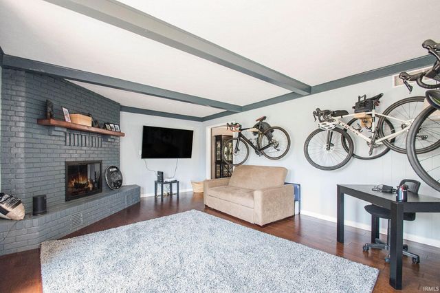 21330 Echo Lane, Bristol, IN 46507