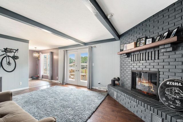 21330 Echo Lane, Bristol, IN 46507