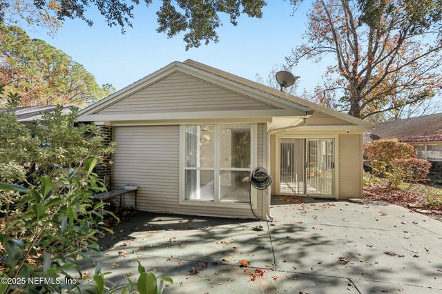 4508 MIDDLETON PARK Circle W, Jacksonville, FL 32224