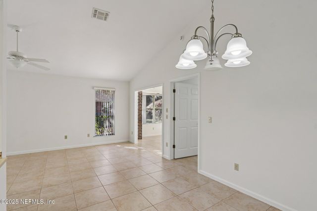 4508 MIDDLETON PARK Circle W, Jacksonville, FL 32224