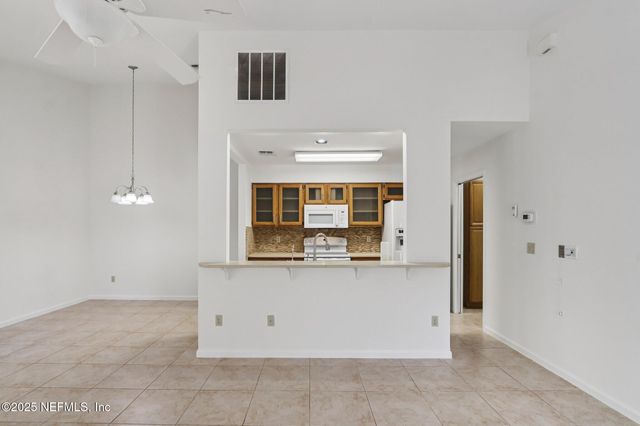 4508 MIDDLETON PARK Circle W, Jacksonville, FL 32224