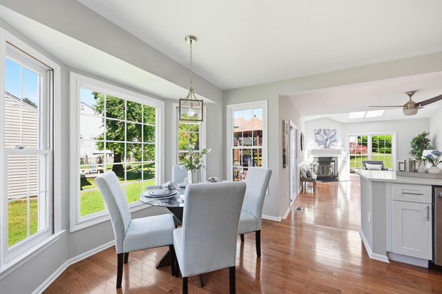 8401 CARDINAL GLEN CT, Vienna, VA 22182