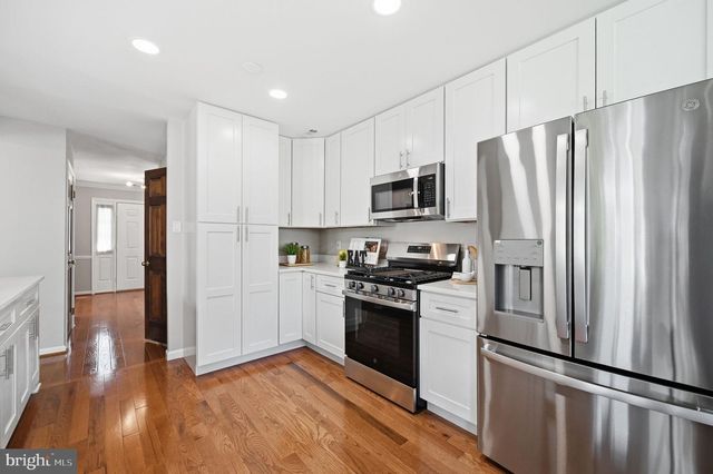 8401 CARDINAL GLEN CT, Vienna, VA 22182