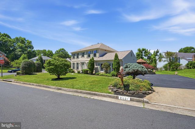 8401 CARDINAL GLEN CT, Vienna, VA 22182