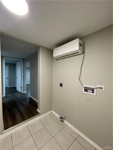 604 W Mesquite Avenue, San Juan, TX 78589