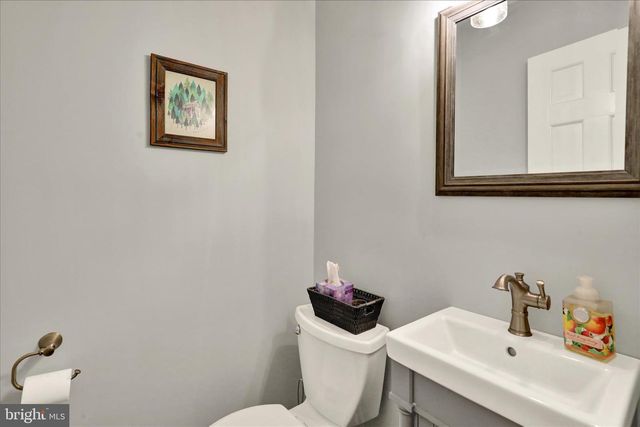 425 E COLLEGE AVE, Elizabethtown, PA 17022