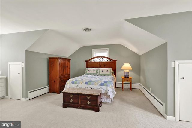 425 E COLLEGE AVE, Elizabethtown, PA 17022