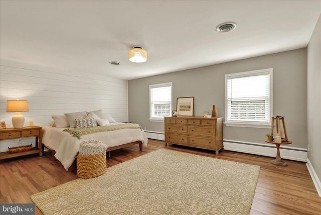 425 E COLLEGE AVE, Elizabethtown, PA 17022