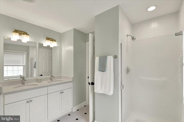 425 E COLLEGE AVE, Elizabethtown, PA 17022