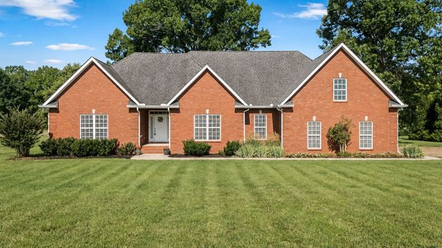 1725 N Lovvorn Rd, Christiana, TN 37037