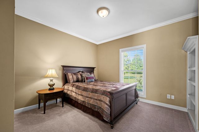1725 N Lovvorn Rd, Christiana, TN 37037