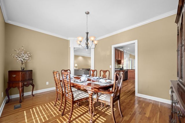1725 N Lovvorn Rd, Christiana, TN 37037