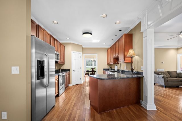 1725 N Lovvorn Rd, Christiana, TN 37037