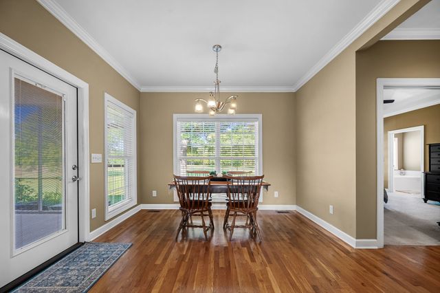 1725 N Lovvorn Rd, Christiana, TN 37037