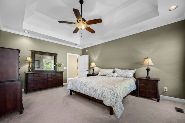 1725 N Lovvorn Rd, Christiana, TN 37037