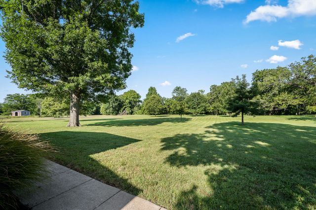 1725 N Lovvorn Rd, Christiana, TN 37037