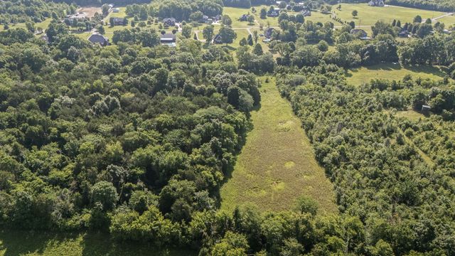 1725 N Lovvorn Rd, Christiana, TN 37037