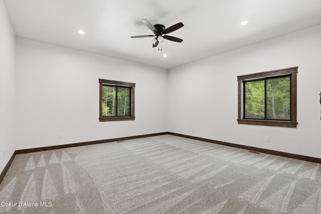 216 Mara MDWS, Athol, ID 83801