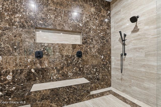 216 Mara MDWS, Athol, ID 83801