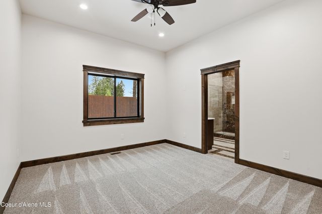 216 Mara MDWS, Athol, ID 83801