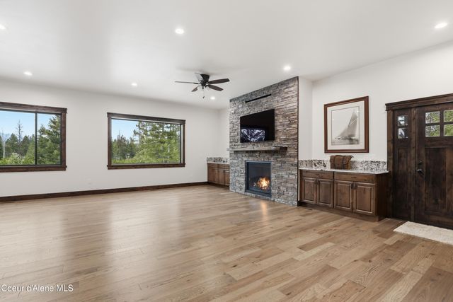 216 Mara MDWS, Athol, ID 83801