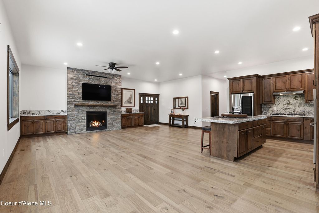 216 Mara MDWS, Athol, ID 83801 photo 13