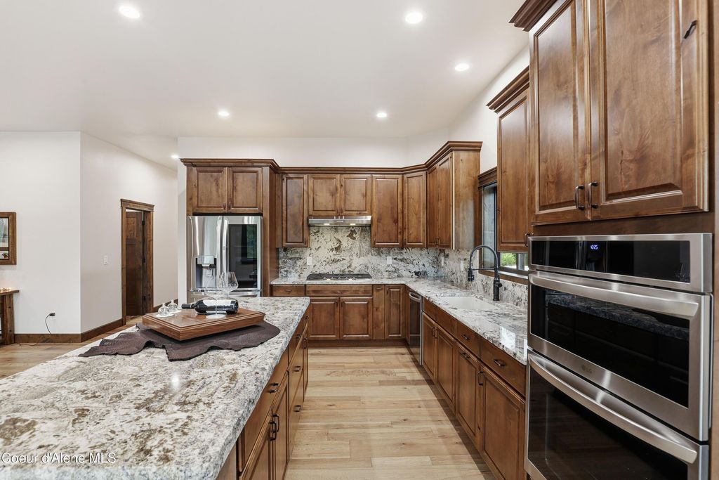 216 Mara MDWS, Athol, ID 83801 photo 15