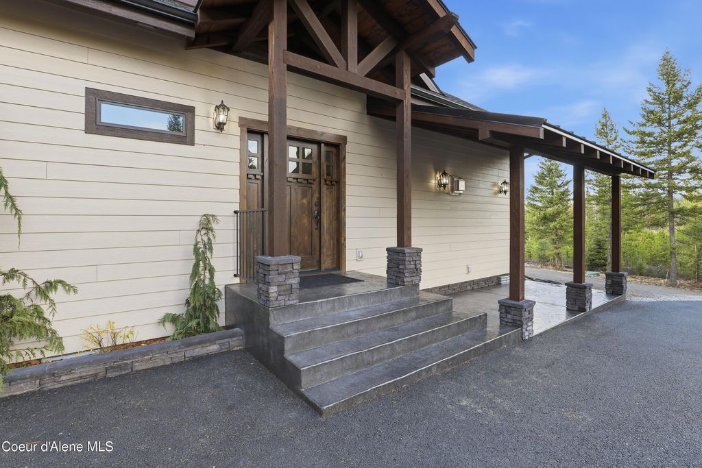 216 Mara MDWS, Athol, ID 83801 photo 3