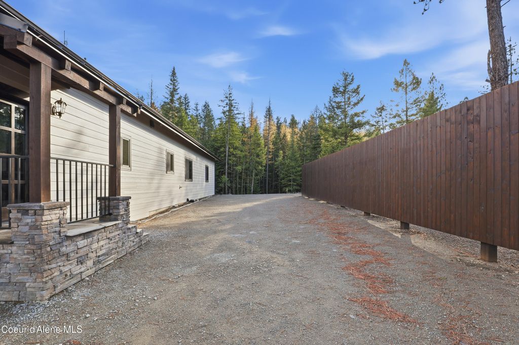 216 Mara MDWS, Athol, ID 83801 photo 37