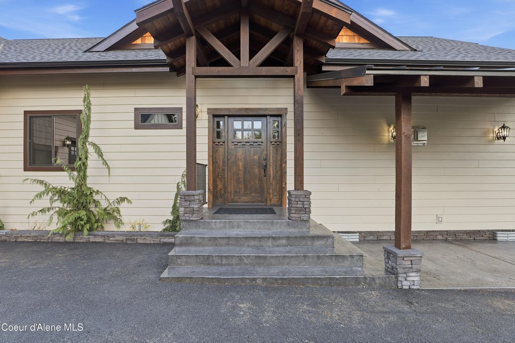 216 Mara MDWS, Athol, ID 83801 photo 4