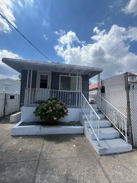 325 underhill Avenue, Bronx, NY 10473