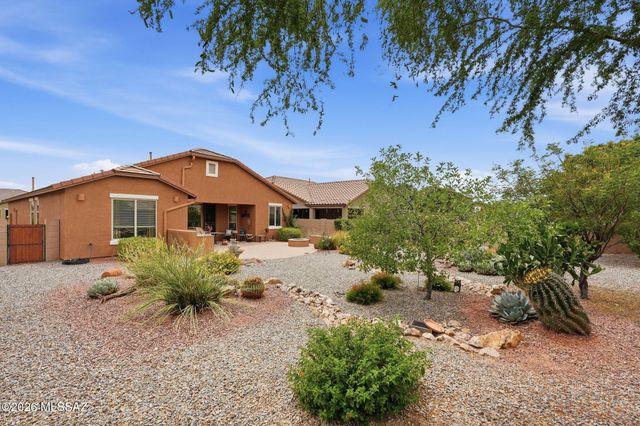 12554 N Green Oak Drive, Marana, AZ 85653
